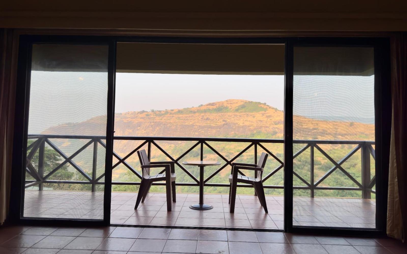 Upper Deck Resort - Stay And Relax At The Highest Peak Лонавала Экстерьер фото