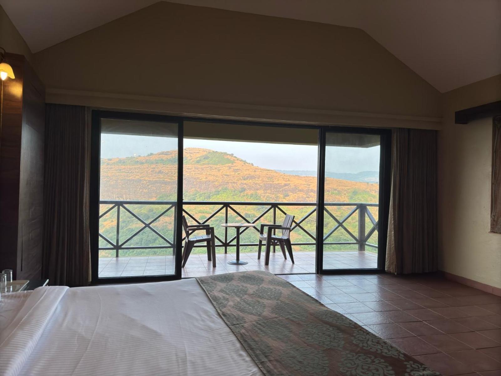 Upper Deck Resort - Stay And Relax At The Highest Peak Лонавала Экстерьер фото