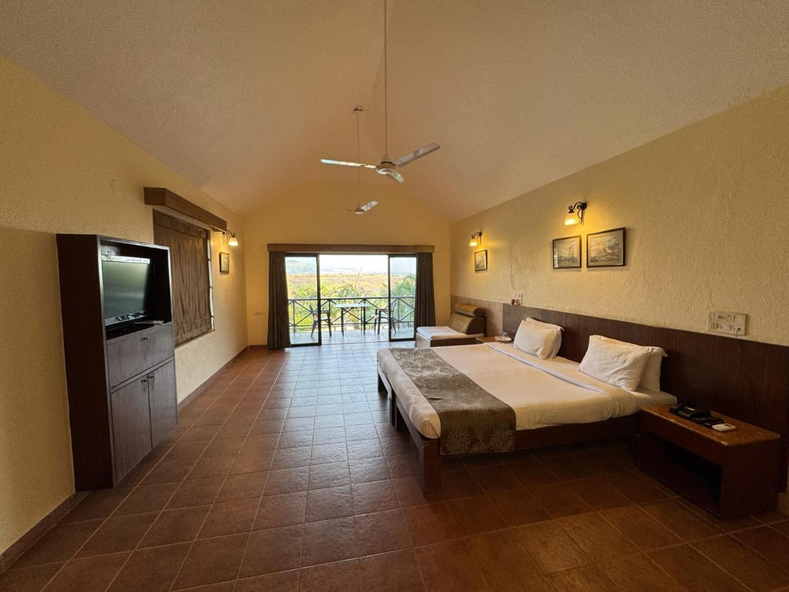 Upper Deck Resort - Stay And Relax At The Highest Peak Лонавала Экстерьер фото