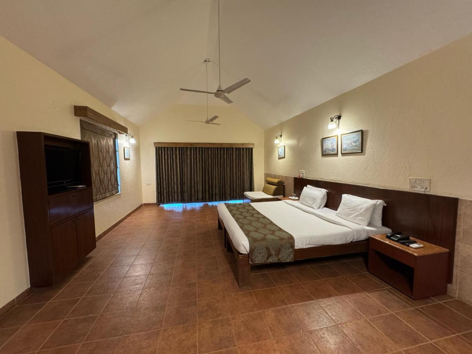 Upper Deck Resort - Stay And Relax At The Highest Peak Лонавала Экстерьер фото