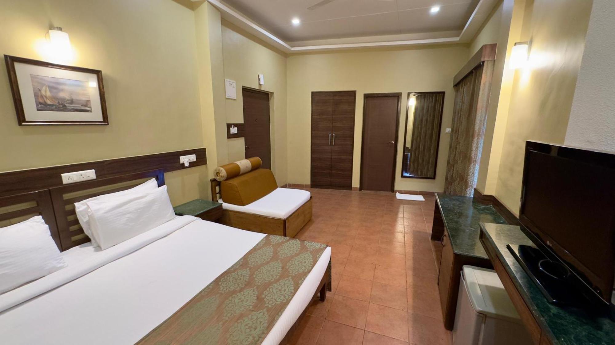 Upper Deck Resort - Stay And Relax At The Highest Peak Лонавала Экстерьер фото