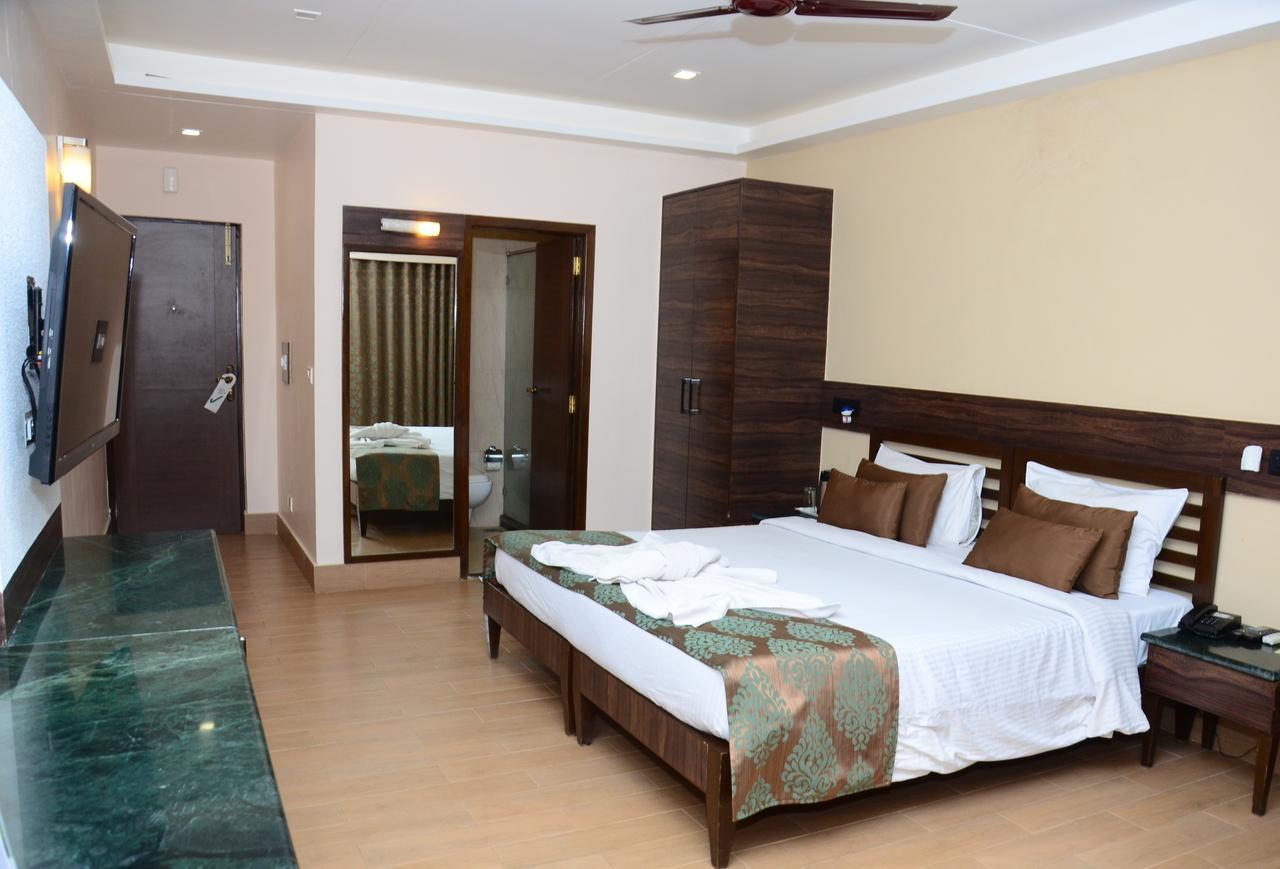 Upper Deck Resort - Stay And Relax At The Highest Peak Лонавала Экстерьер фото